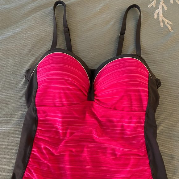 AZOKOE Tankini Top_Color Red & Gray_Size L_Worn once - Picture 1 of 4